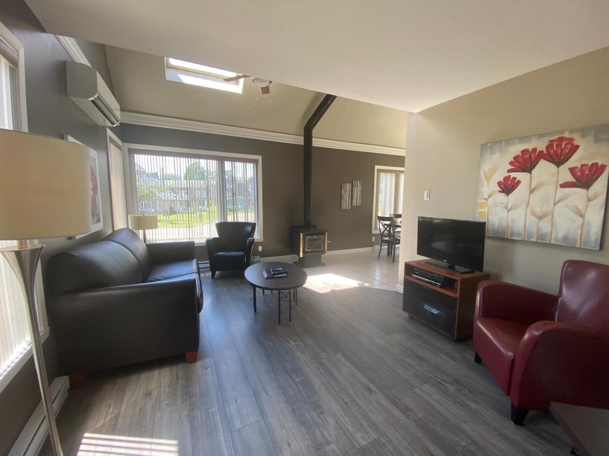 Condos Vacances Msa 2Ch Avec Piscine Et Spas Exterieurs Gratuits 4 Saisons!! Бопре Экстерьер фото